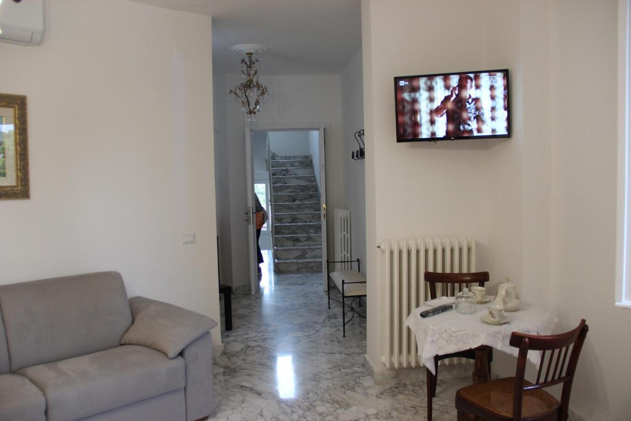 Il Giardino Della Scuncerta Bed & Breakfast Lecce Exterior foto